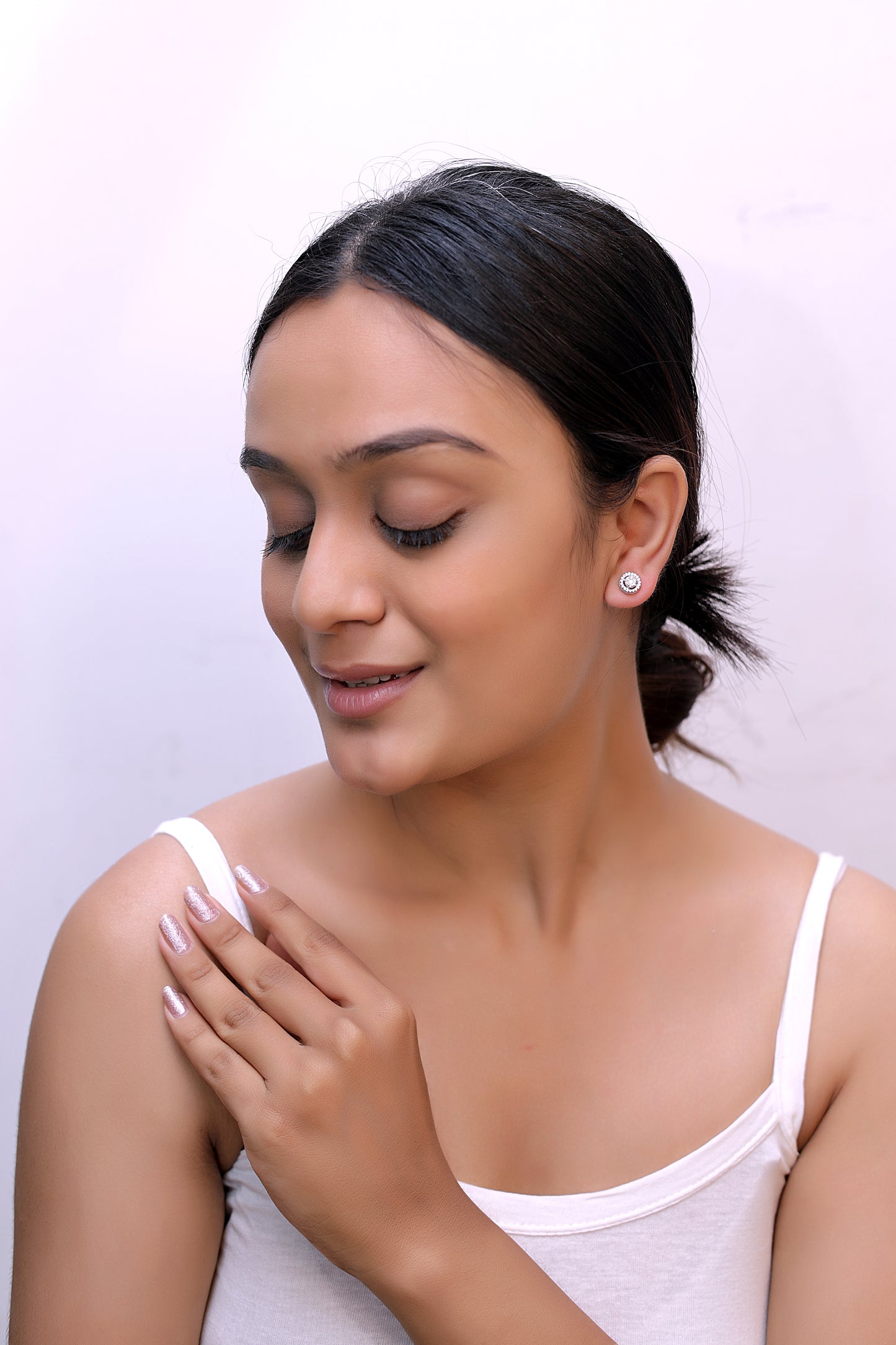 Exquisite Round Halo Stud Earrings